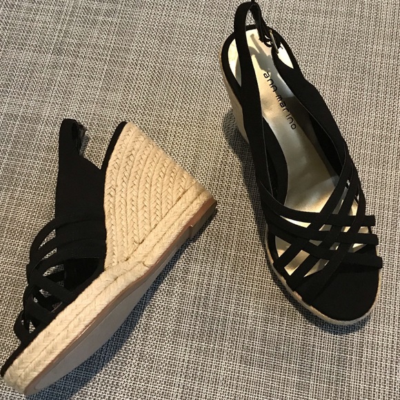 Black and Tan Espadrille Wedges Sandals - Size 9 - Picture 3 of 7